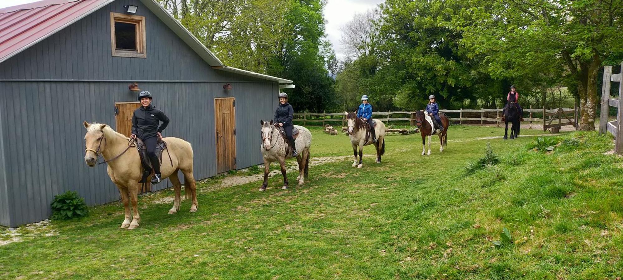 Granja Labrada: Alojamiento Con Caballos Mañón Kültér fotó